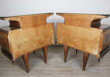 Carica l'immagine nel visualizzatore di Gallery, Coppia di comodini in legno Vintage D'epoca '900 con Scomparto e Cassetto Superiore