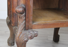 Carica l'immagine nel visualizzatore di Gallery, Coppia di Comodini in Legno di Noce Anni '30