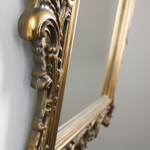 Carica l'immagine nel visualizzatore di Gallery, Grande Specchio con Cornice Dorata '900