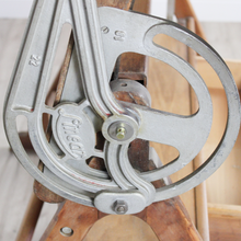 Carica l'immagine nel visualizzatore di Gallery, Tavolo da disegno TECNIGRAFO Vintage in legno '50 '60