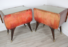 Carica l'immagine nel visualizzatore di Gallery, Coppia di Comodini in Legno VINTAGE D'Epoca Anni 20 30