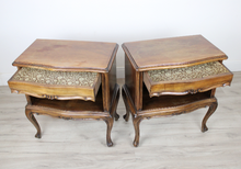 Carica l'immagine nel visualizzatore di Gallery, Coppia di Comodini in Legno con cassetto Vintage D'Epoca Anni 40 50