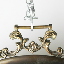 Carica l'immagine nel visualizzatore di Gallery, Specchio Rotondo in Ottone Vintage