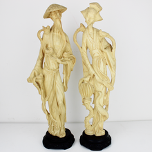 Carica l'immagine nel visualizzatore di Gallery, Coppia di sculture giapponesi in pasta d'avorio
