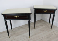 Carica l'immagine nel visualizzatore di Gallery, Coppia di Comodini in Legno con Piano in Marmo Vintage D'Epoca Anni 40 50 Design