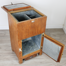 Carica l'immagine nel visualizzatore di Gallery, Ghiacciaia in Legno Vintage primi del '900