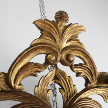 Carica l&#39;immagine nel visualizzatore di Gallery, Grande specchio con cornice in legno dorata intagliata &#39;900
