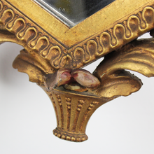 Carica l&#39;immagine nel visualizzatore di Gallery, Specchio vintage con cornice dorata metà &#39;900 dalla forma a diamante
