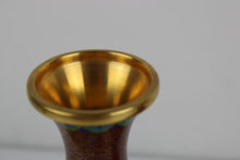 Carica l&#39;immagine nel visualizzatore di Gallery, Coppia Piccoli vasi Cloisonnè Jingfa CINESI Vintage XX secolo
