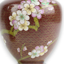 Carica l&#39;immagine nel visualizzatore di Gallery, Coppia Piccoli vasi Cloisonnè Jingfa CINESI Vintage XX secolo
