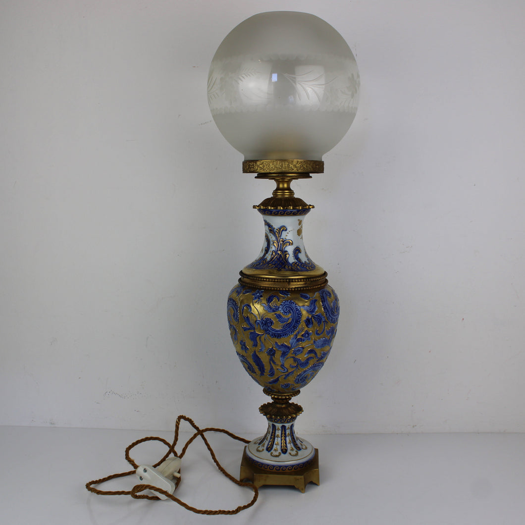 Lampada in porcellana dipinta a mano del XX secolo