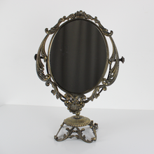 Carica l&#39;immagine nel visualizzatore di Gallery, Grande Specchio da Tavolo Stile Vittoriano in Ottone Vintage Psiche
