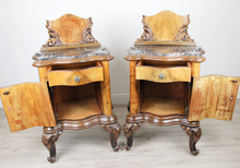 Carica l&#39;immagine nel visualizzatore di Gallery, Coppia di Comodini in Legno D&#39;Epoca &#39;900 in Stile Chippendale
