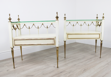 Carica l&#39;immagine nel visualizzatore di Gallery, Comodini by Milo Baughman anni &#39;70
