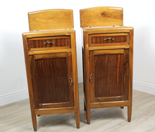 Carica l&#39;immagine nel visualizzatore di Gallery, Coppia di Comodini Alti con Piano in Marmo Vintage
