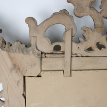 Carica l&#39;immagine nel visualizzatore di Gallery, Grande Specchio al mercurio Con Cornice in Legno Dorata &#39;900
