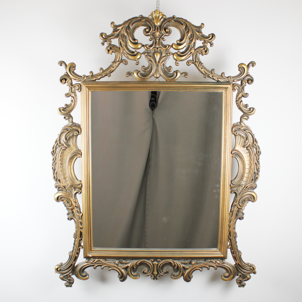Grande Specchio con Cornice Dorata '900