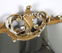 Carica l&#39;immagine nel visualizzatore di Gallery, Grande Specchiera con Cornice in Legno Dorata Vintage
