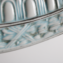 Carica l&#39;immagine nel visualizzatore di Gallery, Grande Specchio Vintage con Cornice in Ceramica Porcellana Capodimonte
