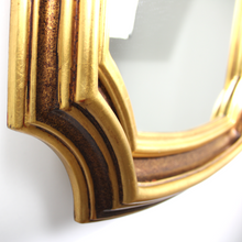 Carica l&#39;immagine nel visualizzatore di Gallery, Specchio vintage ottagonale con cornice arrotondata
