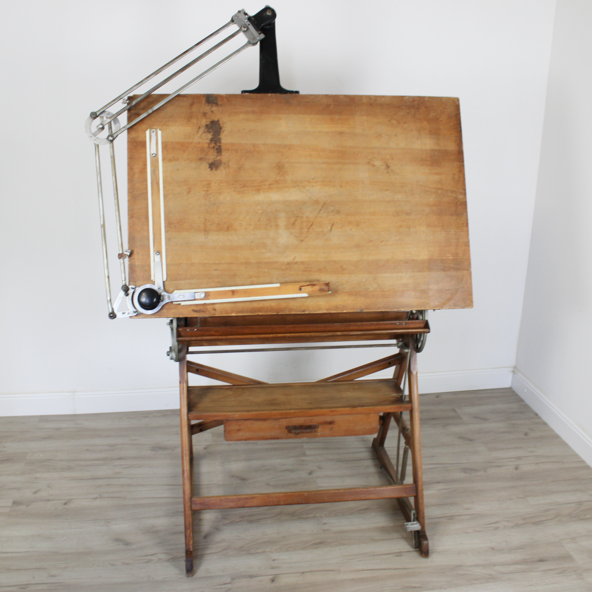 Tavolo da disegno TECNIGRAFO Vintage in legno '50 '60 – Ghetto Luxury Milan